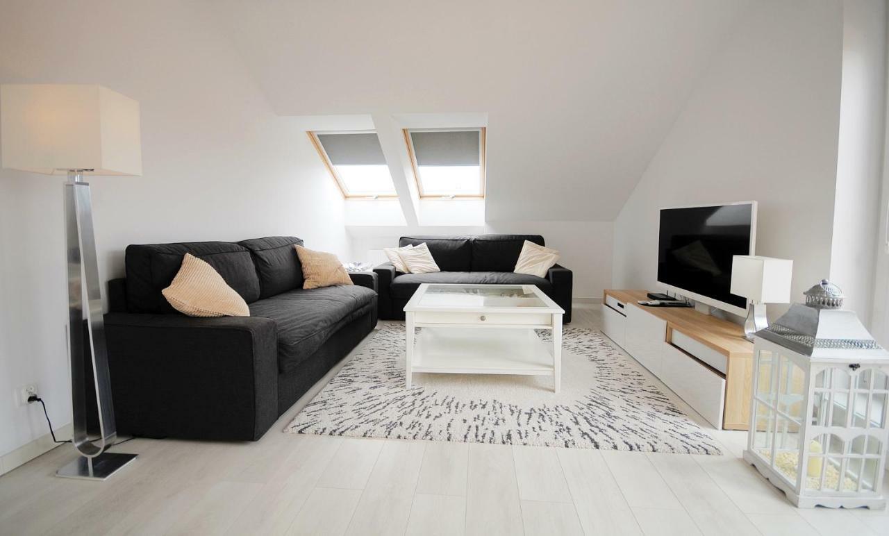 Apartament Z Tarasem Plaza 22 로고보 외부 사진